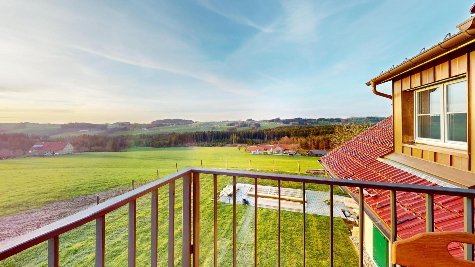 Heimatel - Ferienappartements Hochberg Argenbuhl Экстерьер фото
